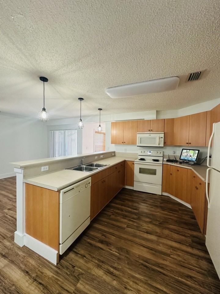 771 Perdido Heights Dr - Photo 2 of 13