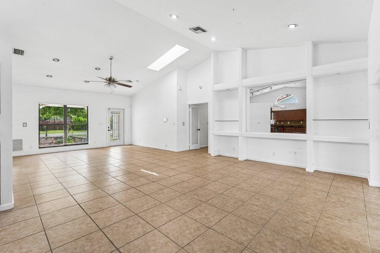 14616 Autumn Ave - Photo 7 of 22