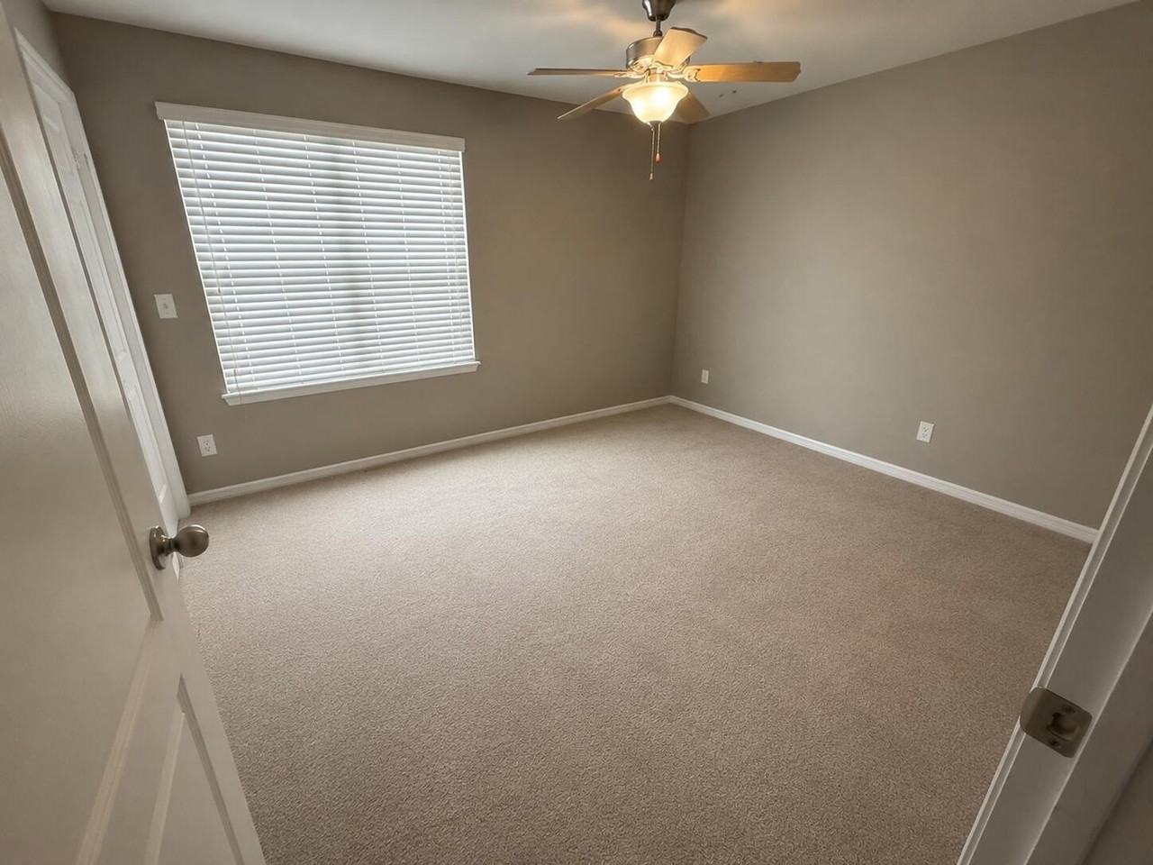 10605 Avian Forrest Dr - Photo 7 of 9
