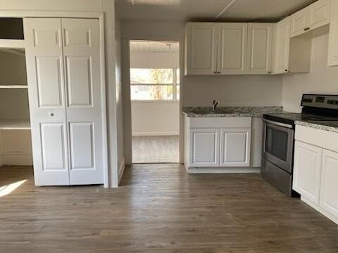 1102 Avenue G - Photo 4 of 10
