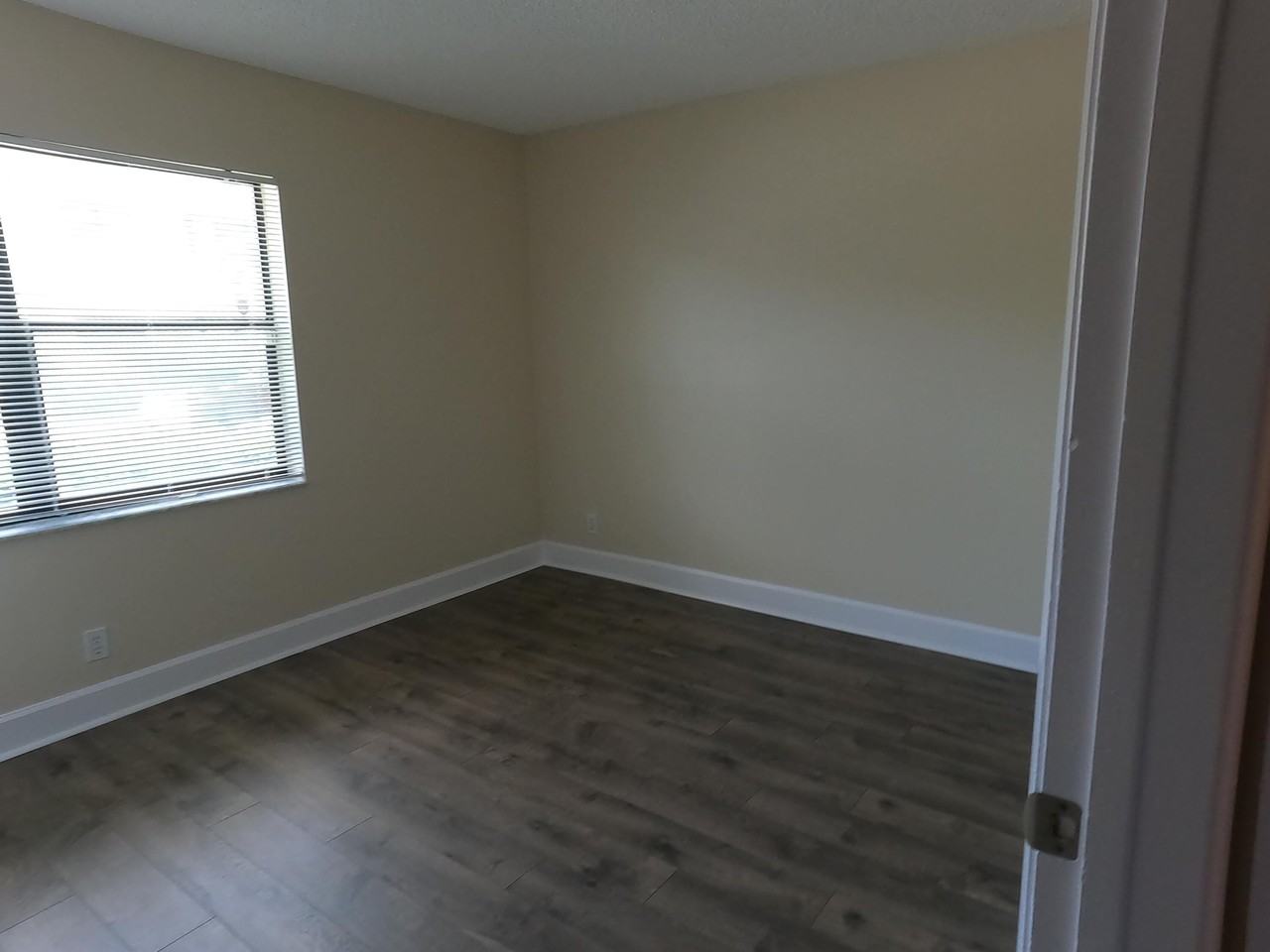 16363 Water Way - Photo 6 of 23