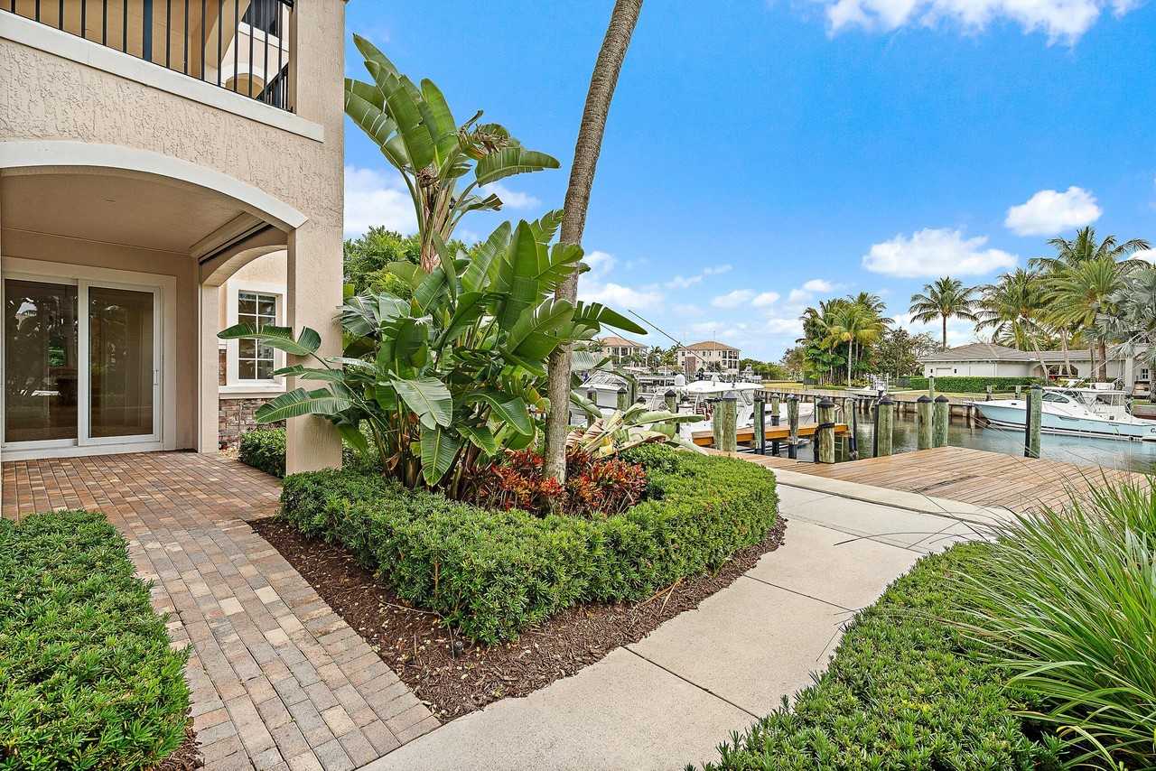 13629 Treasure Cove Cir #13629 - Photo 5 of 19