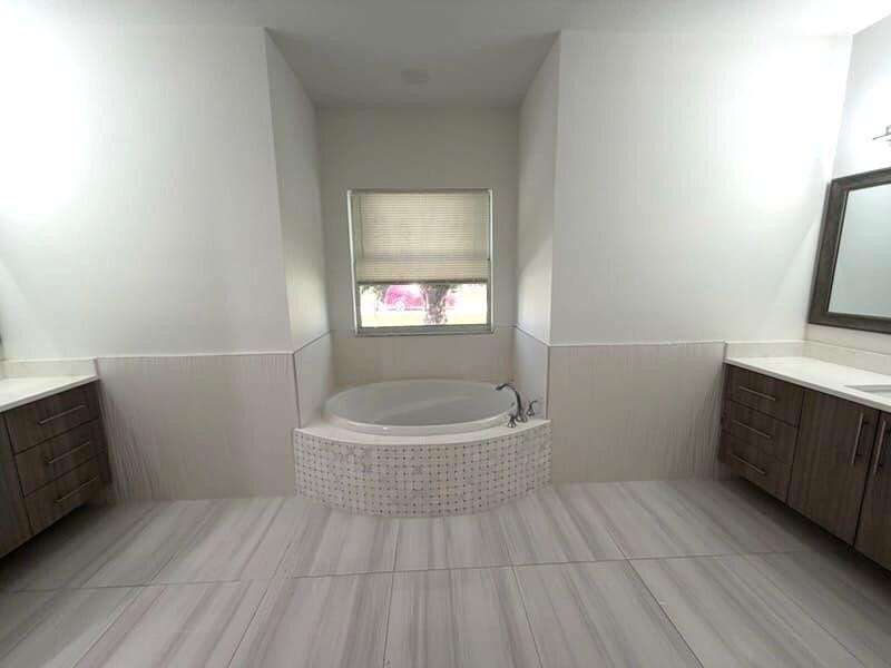 1730 Sw California Blvd - Photo 7 of 9