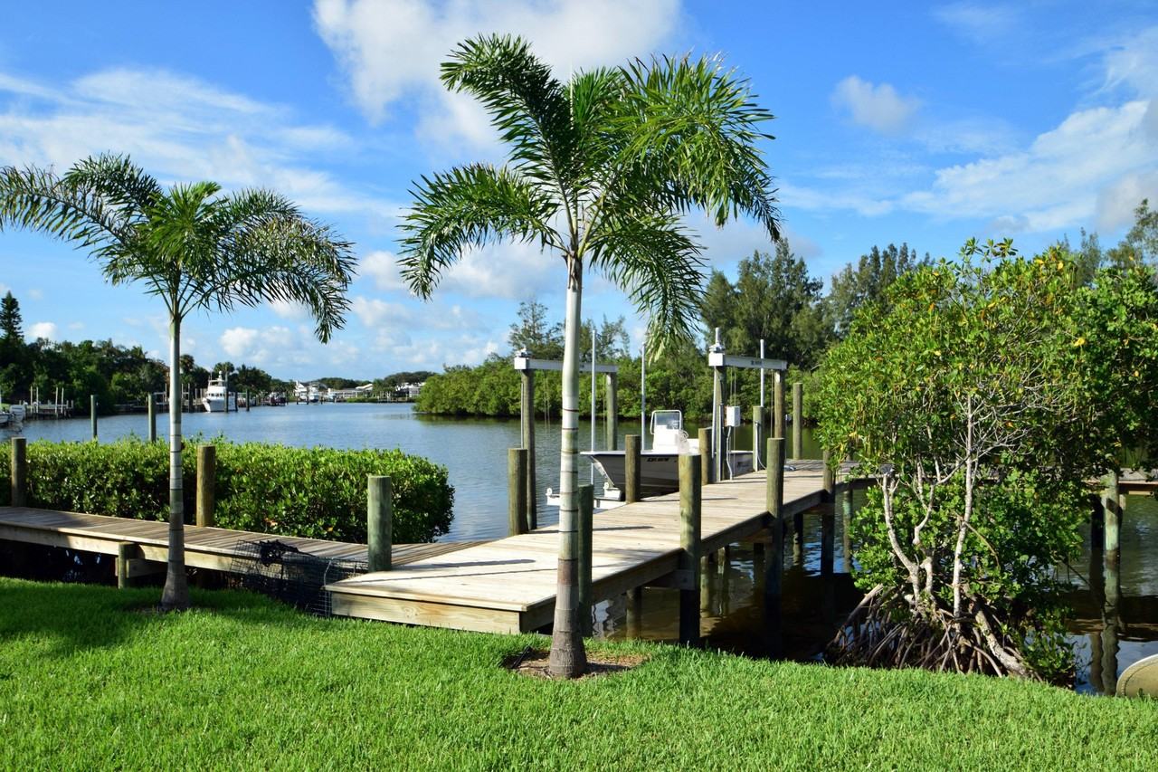 705 Bahia Mar Rd - Photo 6 of 44