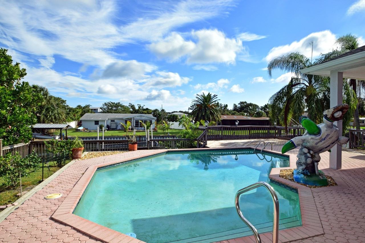 705 Bahia Mar Rd - Photo 7 of 44