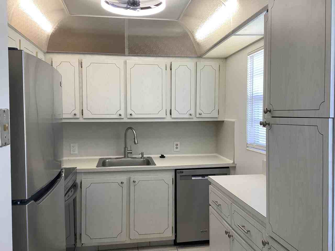 560 Fanshaw N #560 - Photo 3 of 26