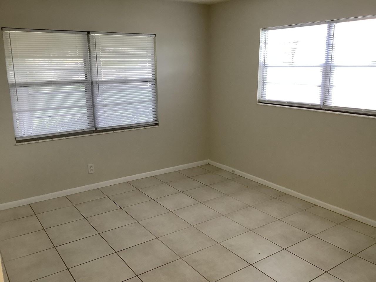 560 Fanshaw N #560 - Photo 7 of 26