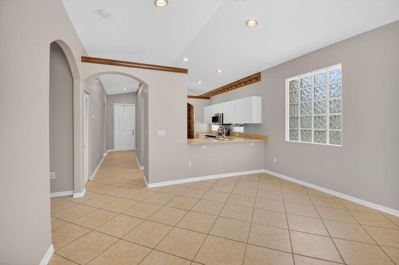 8451 Siciliano St - Photo 6 of 50