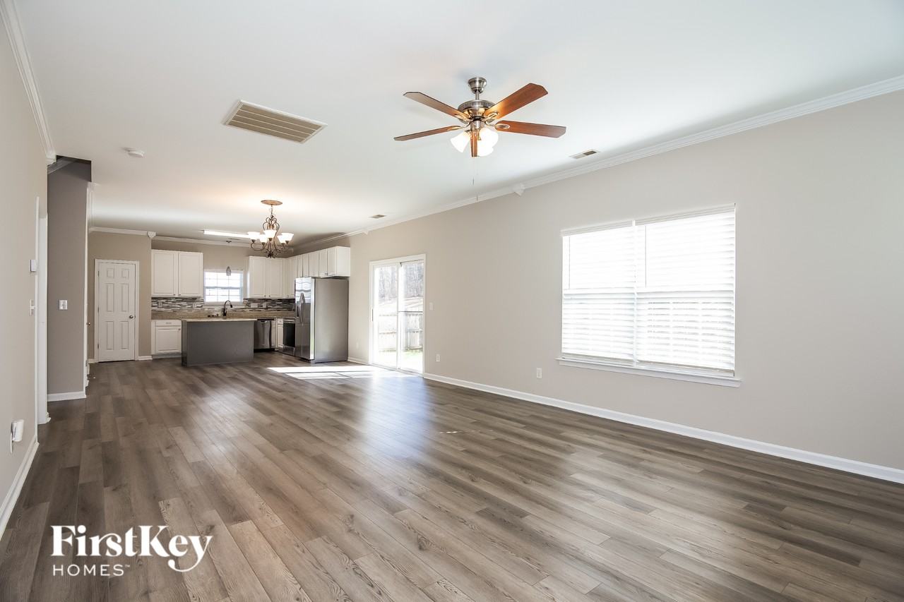 2024 Pheasant Glen Rd - Photo 3 of 15