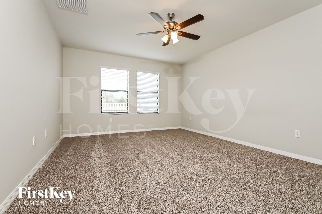 14827 Crescent Rock Dr - Photo 7 of 17