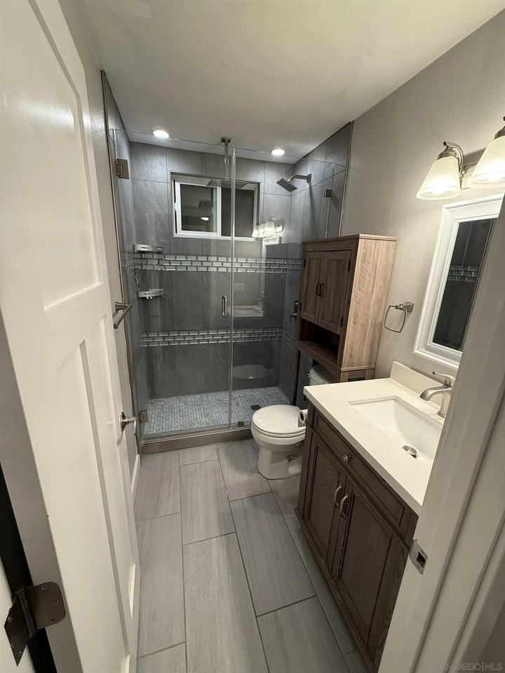 2520 Wanek Rd #B - Photo 7 of 12