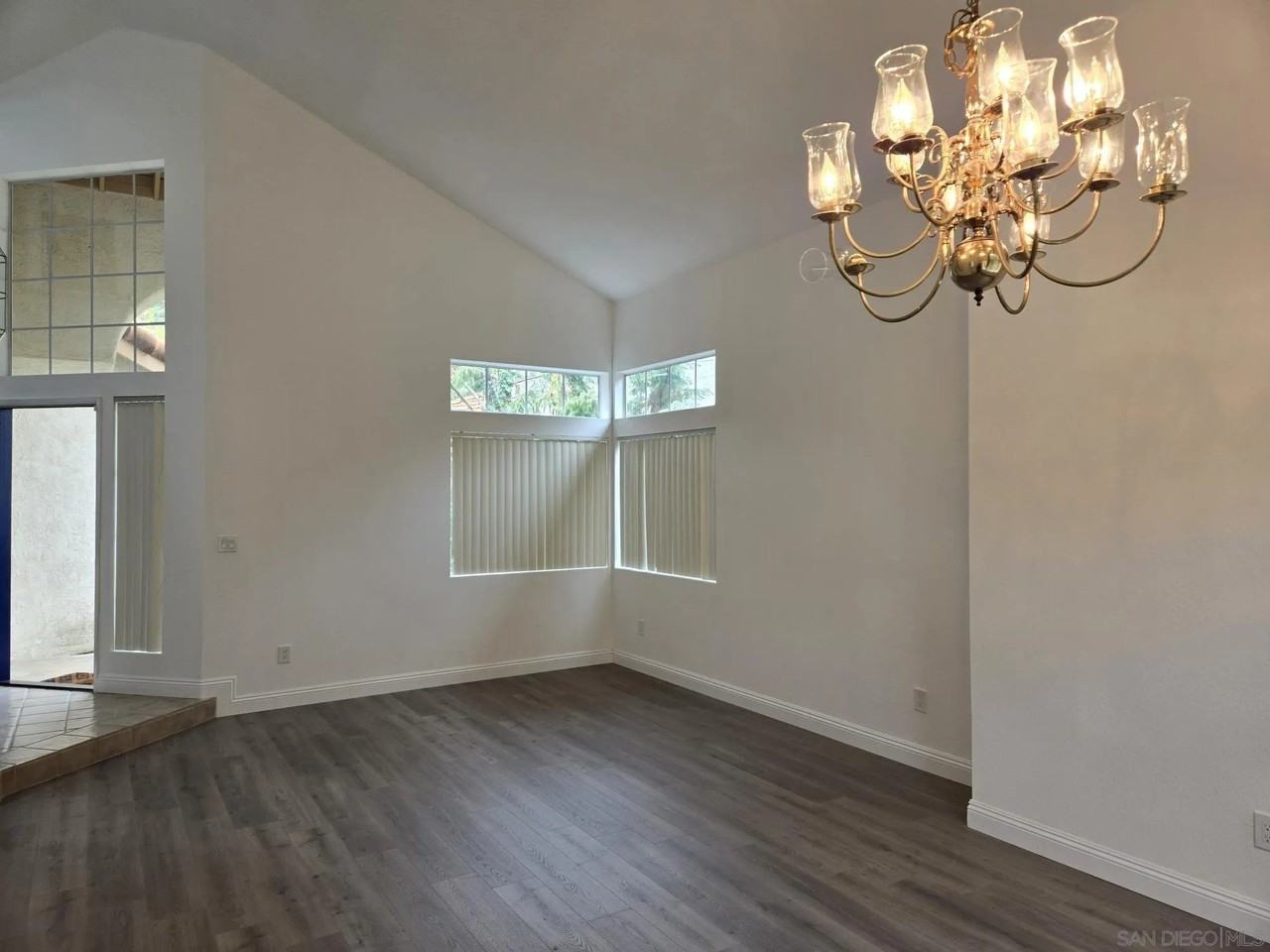 9480 Maler Rd - Photo 5 of 15