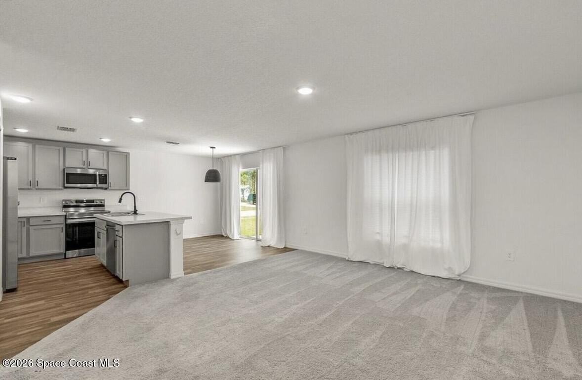 271 Wendover Rd Sw - Photo 4 of 15