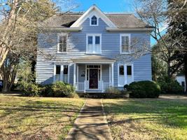featured image of 4 Lee St