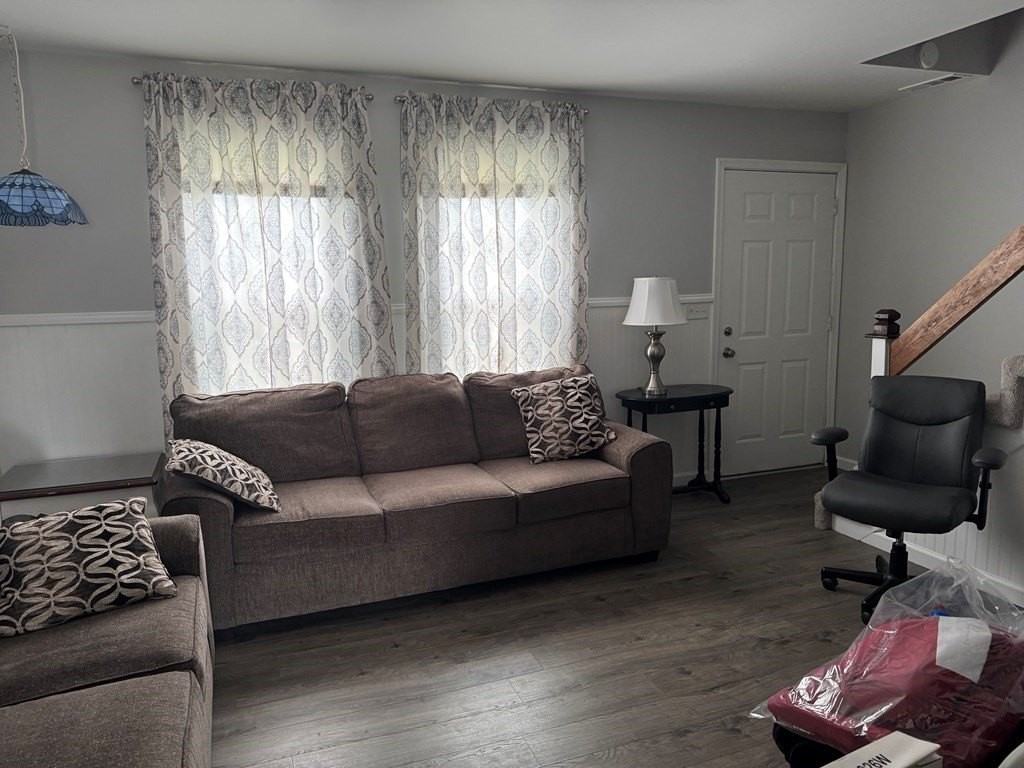 7203 Bunting Rd - Photo 6 of 8