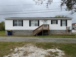 featured image of 7114 Maple St