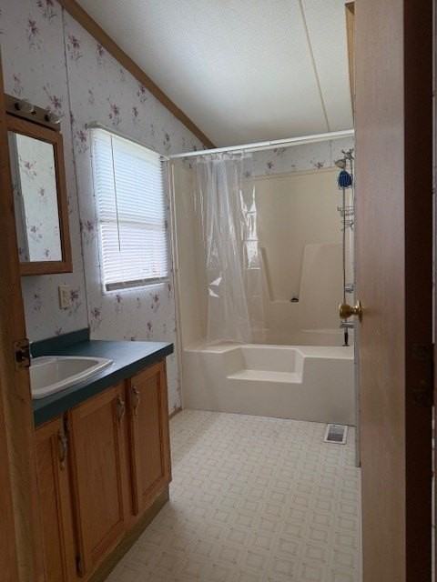 7114 Maple St - Photo 5 of 7