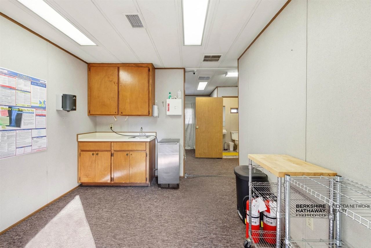 5876 Old Timuquana Rd - Photo 5 of 21