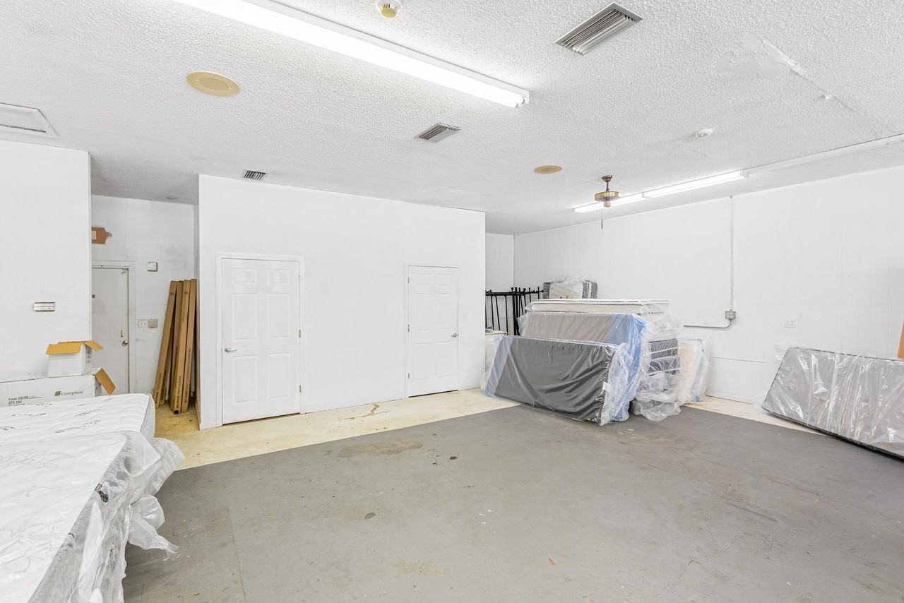 9155 County Road 13 N - Photo 4 of 15