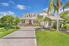500 Turnberry Ln - Photo 1 of 1