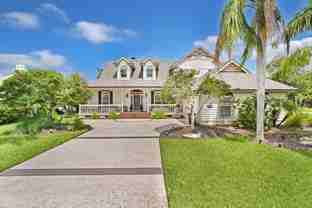 500 Turnberry Ln - Photo 1 of 1