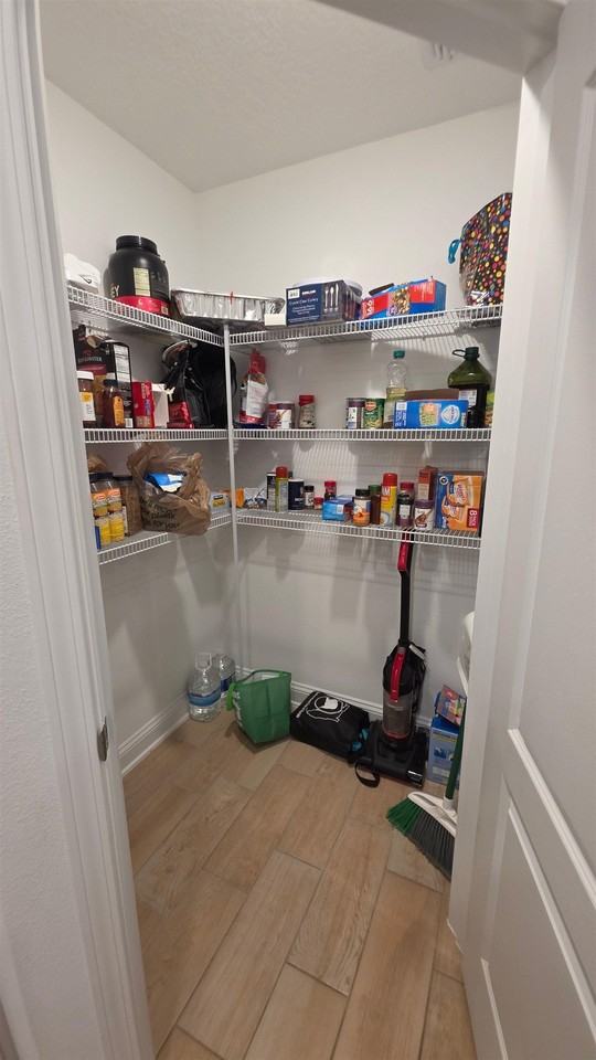 248 Zancara St - Photo 6 of 37