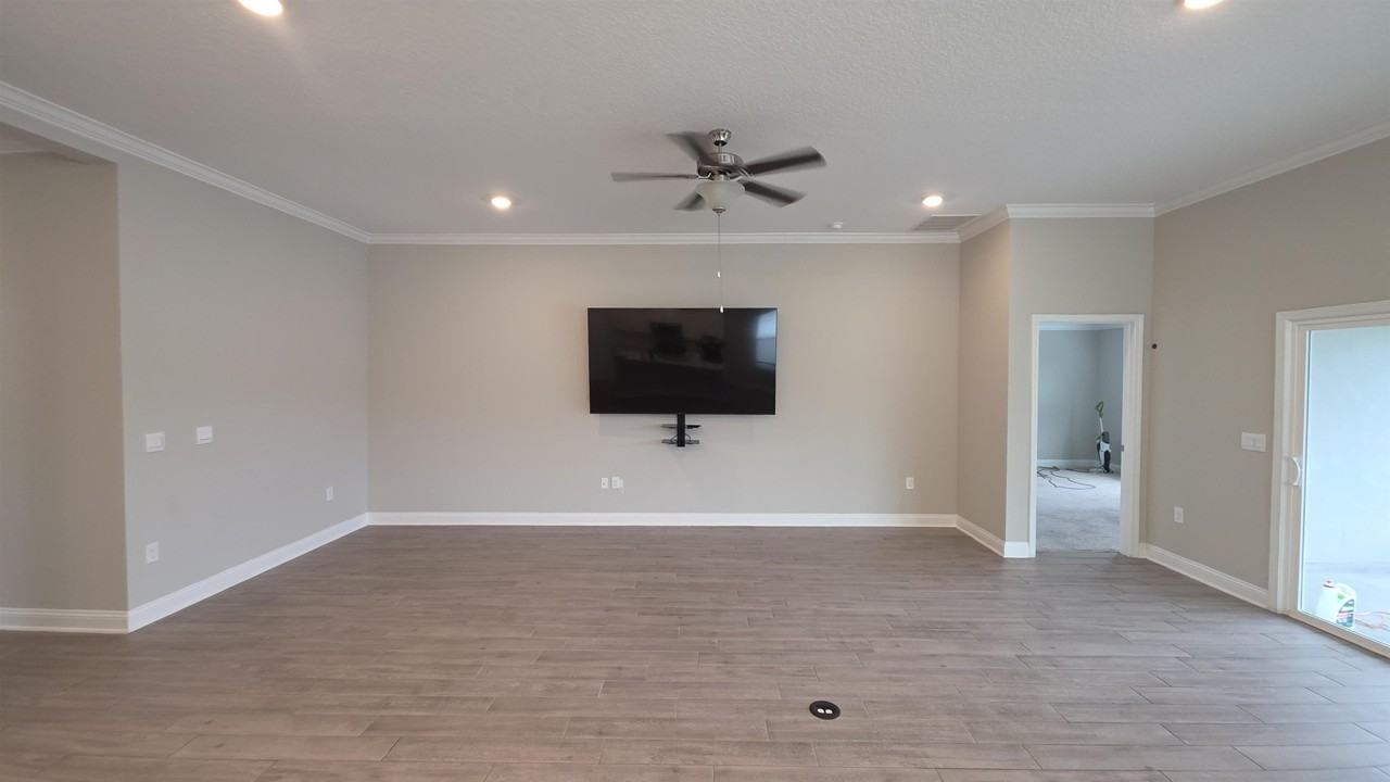 721 Navarez - Photo 6 of 34