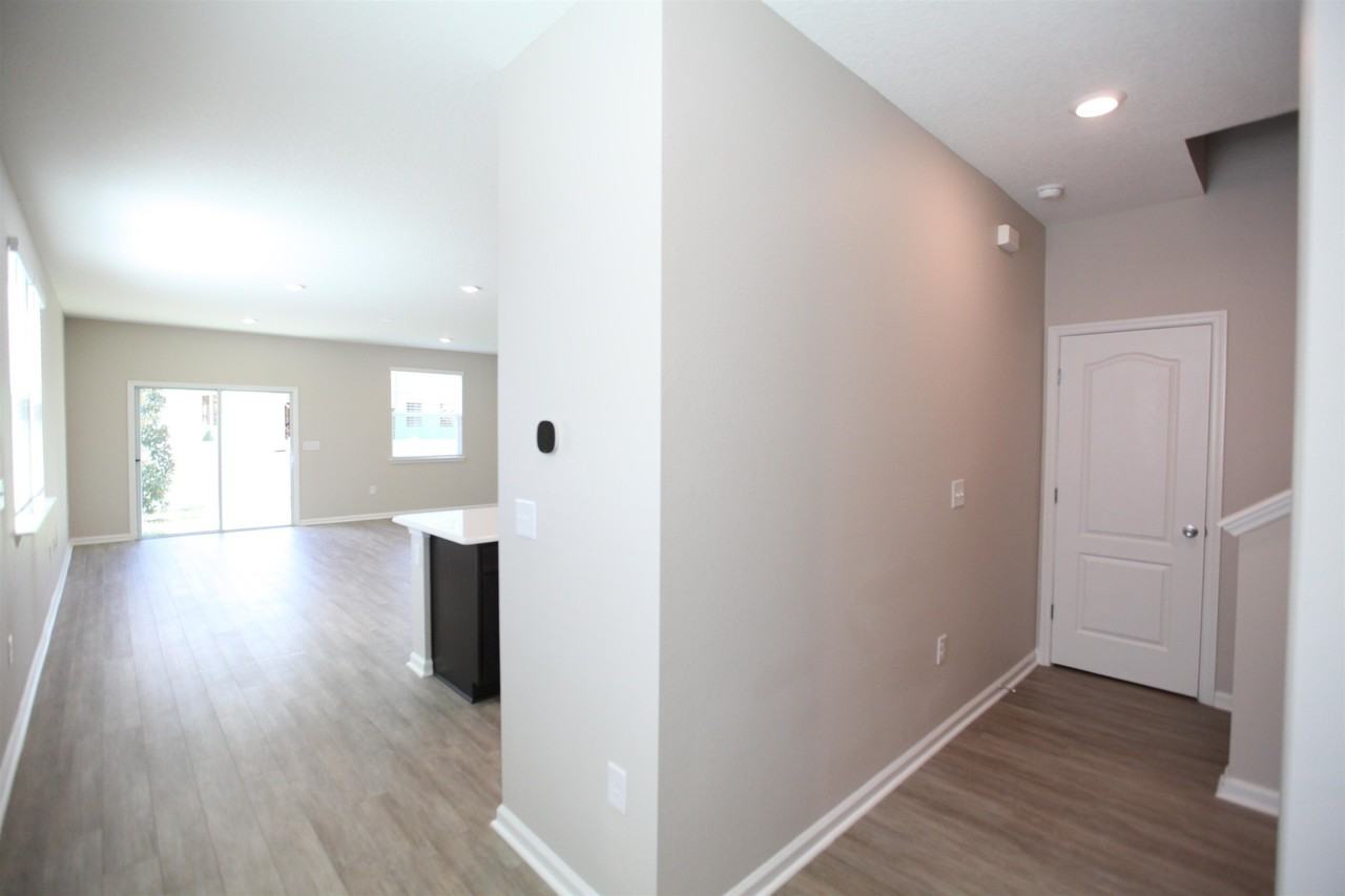 57 Mustard Hill Ct - Photo 7 of 35