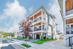 featured image of 26 S Rosborough Ave