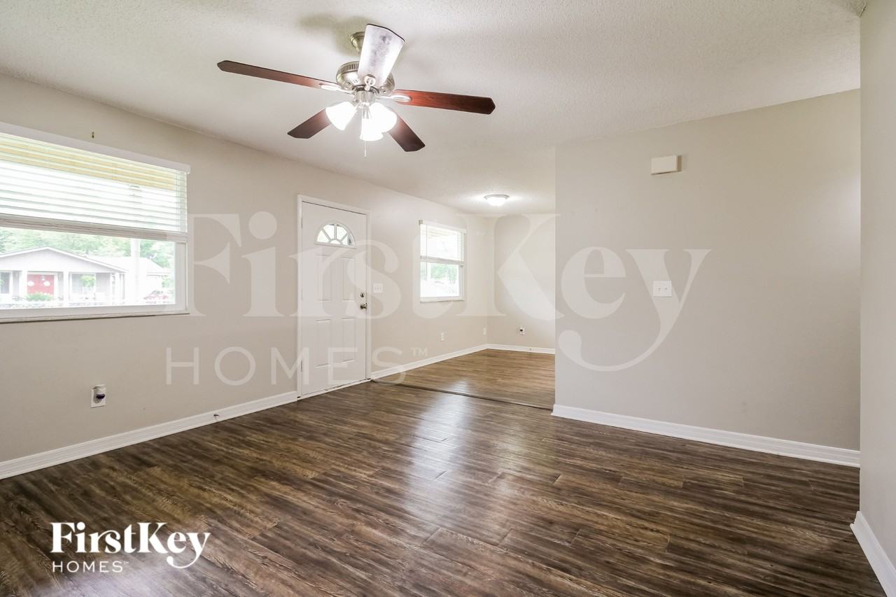 7742 Club Duclay Dr - Photo 3 of 16