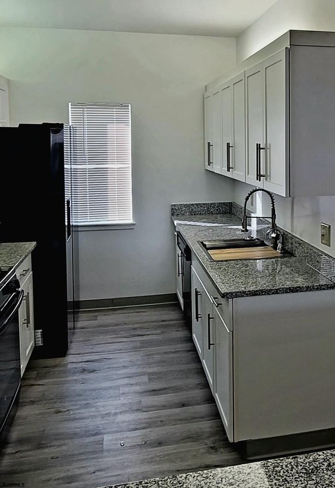 19A S Gladstone Ave #A - Photo 5 of 26