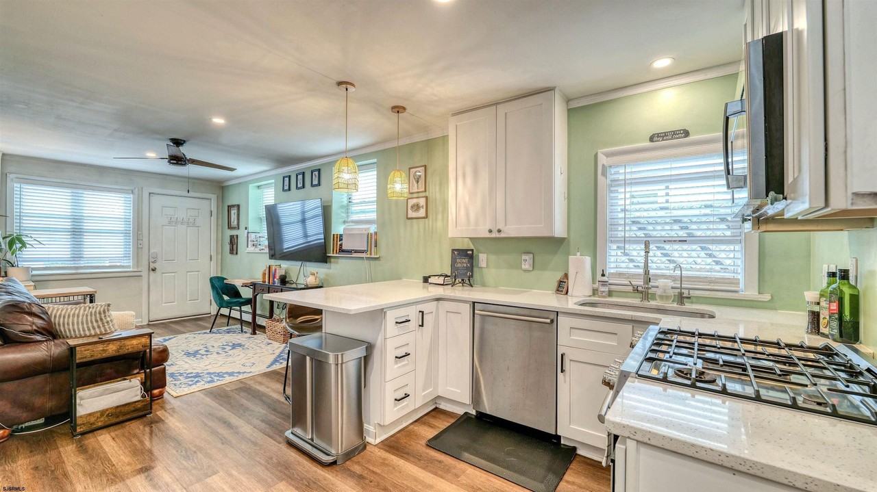 117 Newport Ct #A - Photo 3 of 19