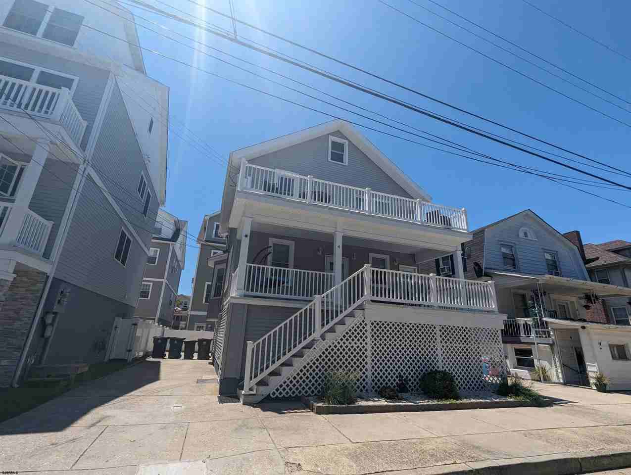 4 4 N OAKLAND Ave #B - Photo 2 of 27
