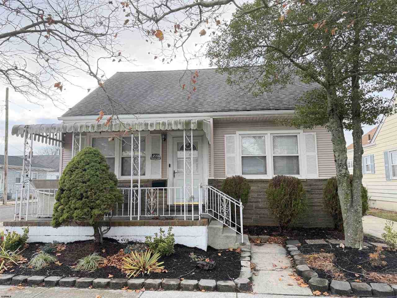 200 N Essex Ave - Photo 2 of 28
