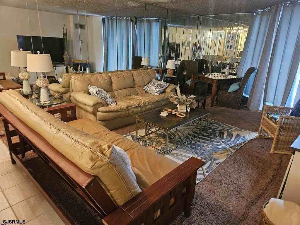 935 Ocean Ave #300 - Photo 4 of 10