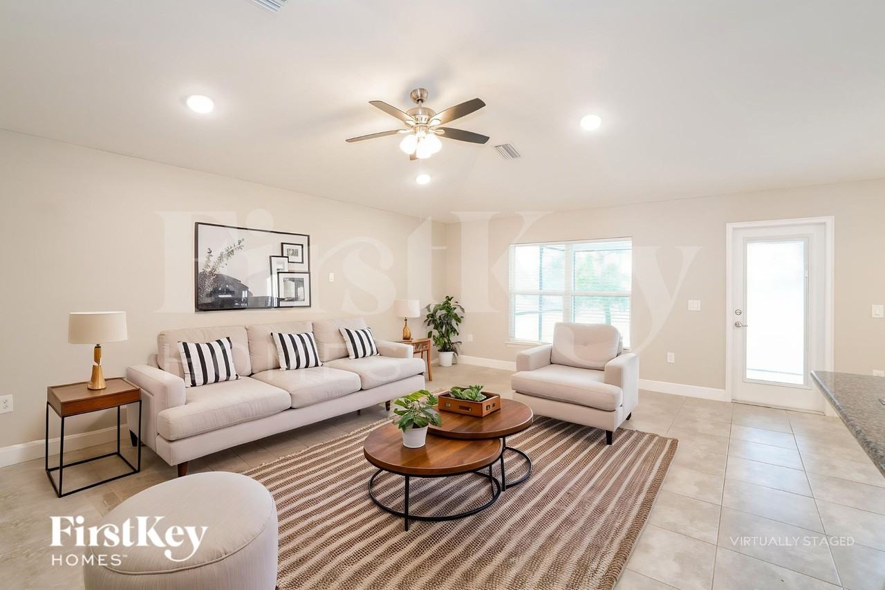 14428 Potterton Cir - Photo 4 of 19