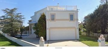 featured image of 8214 Lagoon Dr