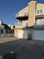 featured image of 243 4th St S #B