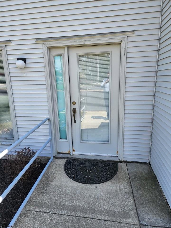 375 N Main St - Photo 2 of 28