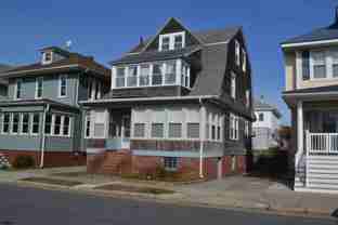 19 S Surrey Ave - Photo 1 of 1