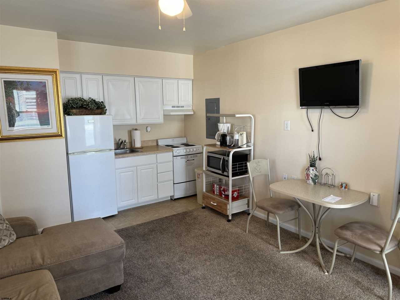 9505 Ventnor Ave #1 - Photo 4 of 11