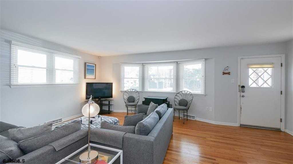 6903 Ventnor Ave #1 - Photo 5 of 25