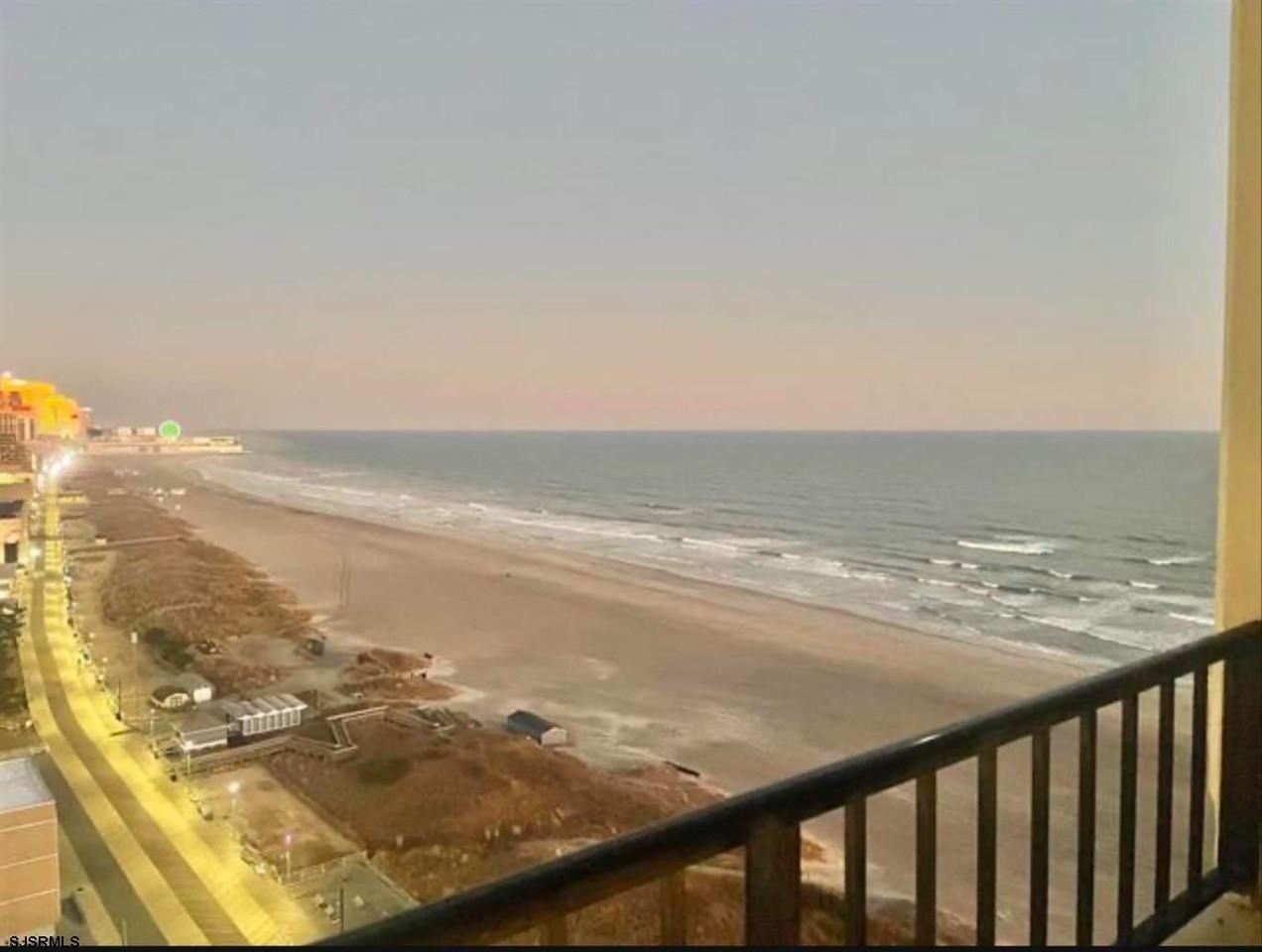 3851 Boardwalk - Photo 2 of 17
