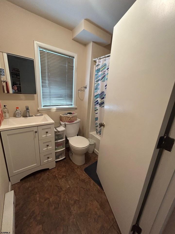 310 New Jersey Ave - Photo 2 of 7