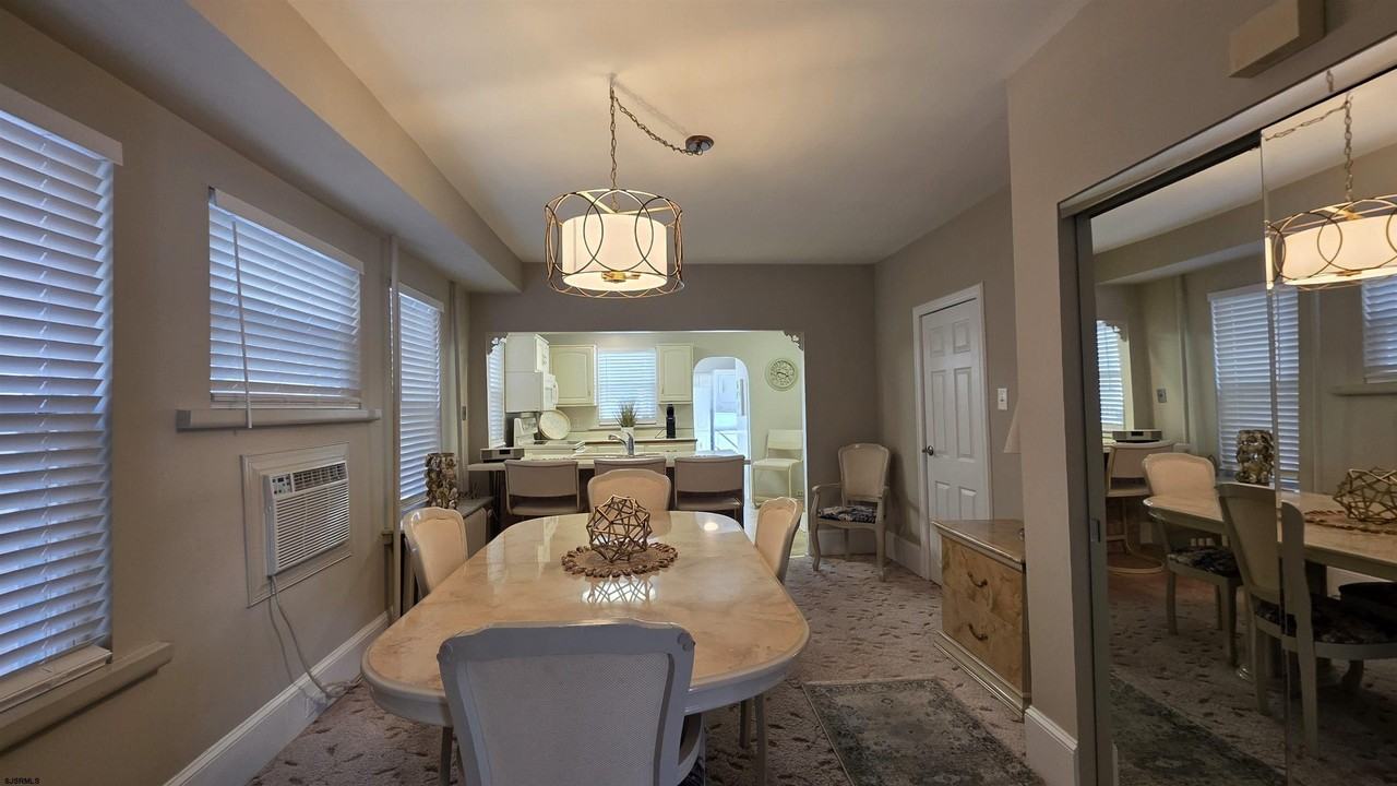 34 N Montgomery Ave - Photo 6 of 28