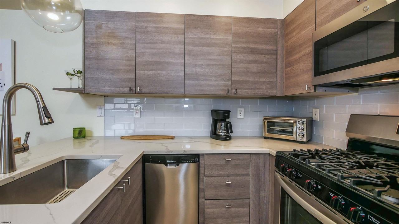 6 N Adams Ave #2 - Photo 5 of 10