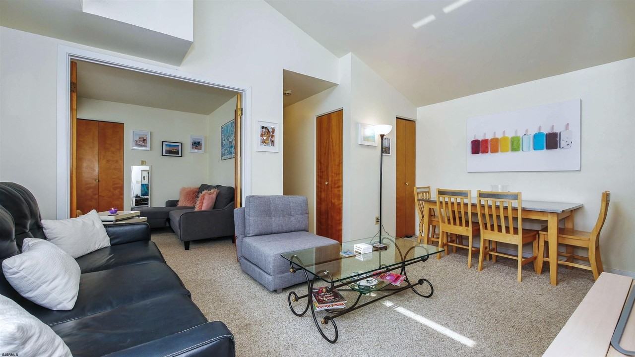 6 N Adams Ave #2 - Photo 7 of 10