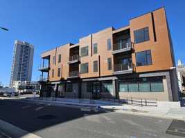 featured image of 124 Saint James Pl #6