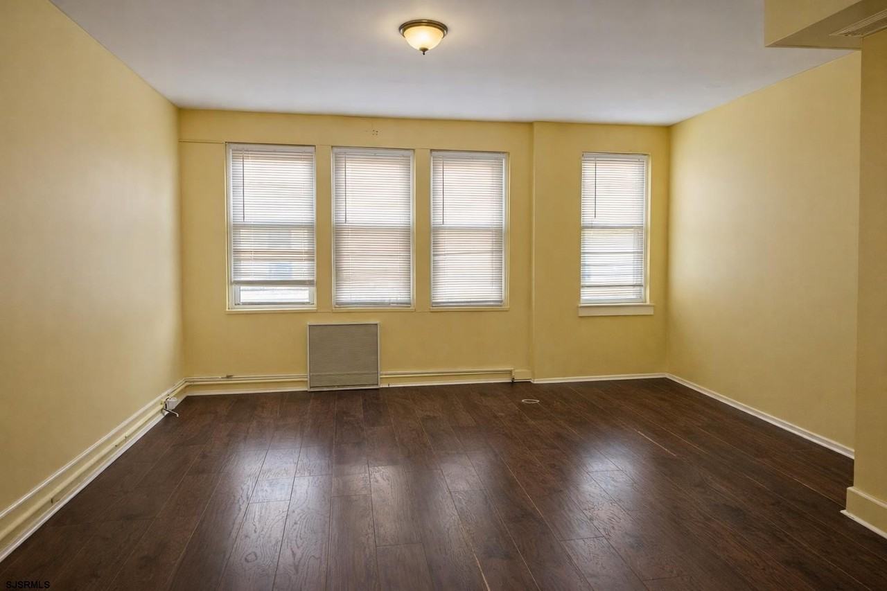 1916 Magellan Ave #2 - Photo 5 of 8
