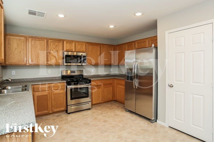 7225 Harbow Ridge Pl - Photo 4 of 15